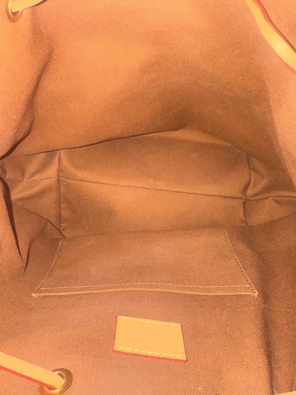 LOUIS VUITTON Monogram Montsouris PM - Picture 10 of 10